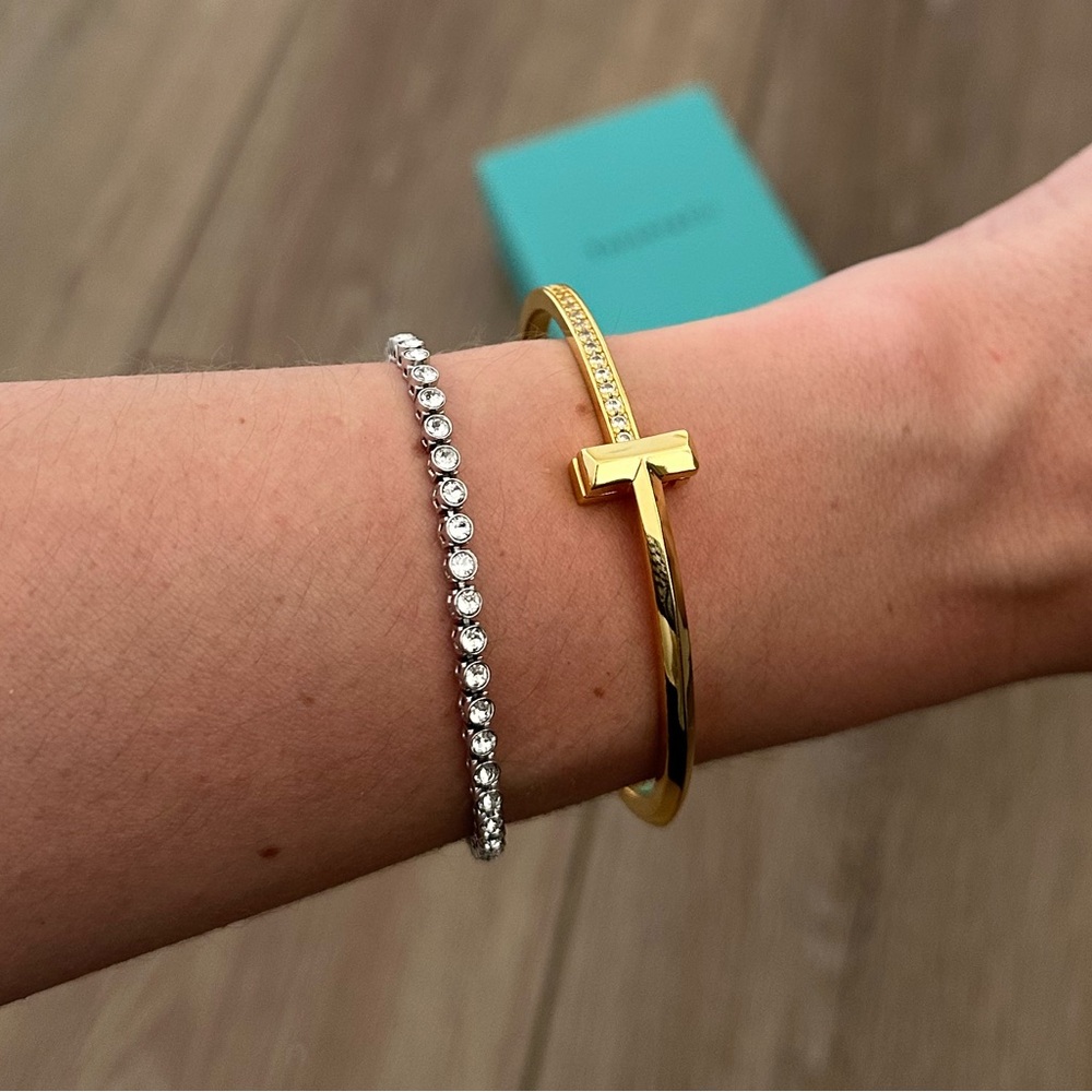 Tiffany inspired gold plated bangle